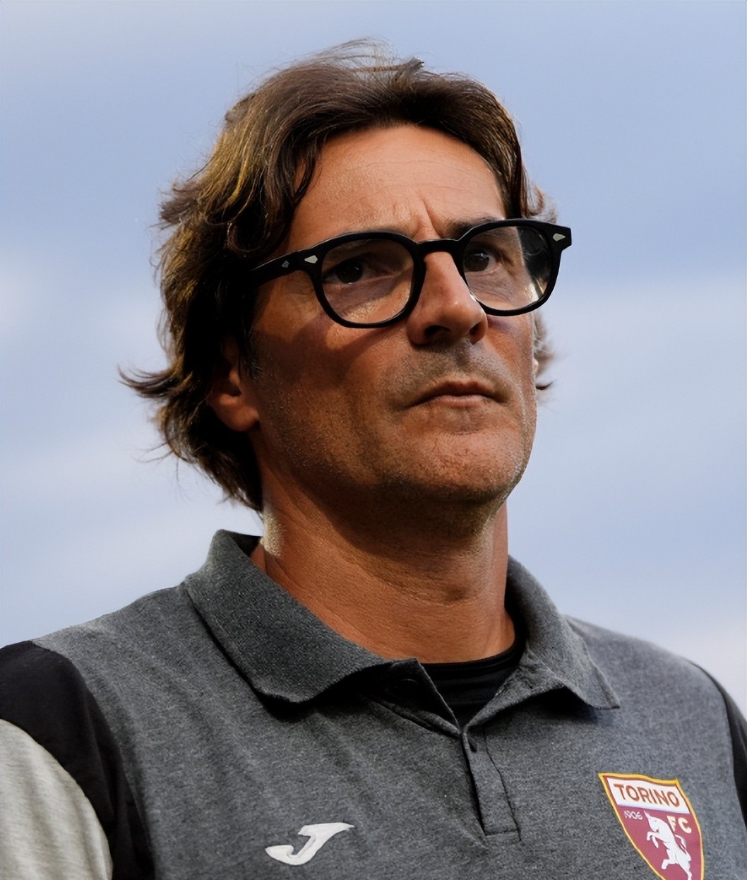 包含意甲今夜再迎强敌；切尔西造点机会；主帅态度——管理层满意；更衣室氛围转暖的词条爱游戏体育