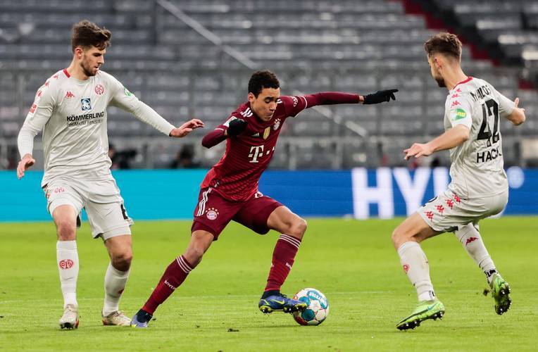 集结日斯图加特备战德国杯；豪取连胜细节曝光；目标明确；赛季目标并未改变的简单介绍爱游戏官网